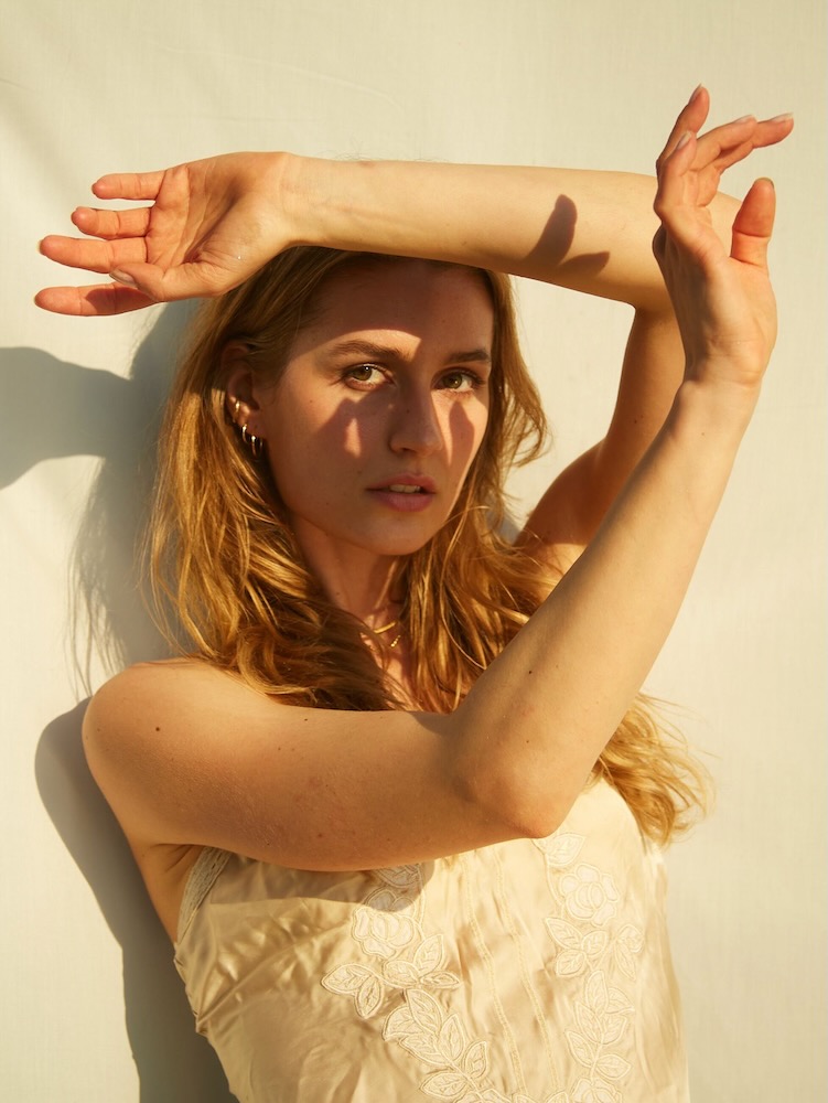 Anna Tix - Photo 11