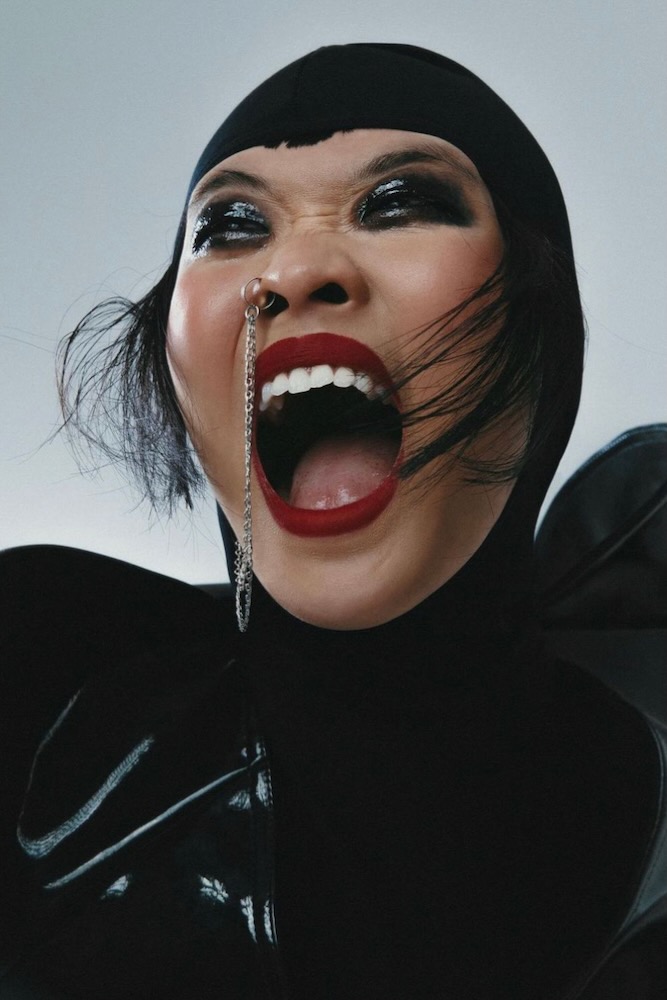 Yasmin - Photo 15