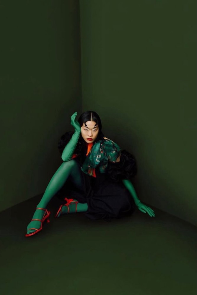 Yasmin - Photo 28